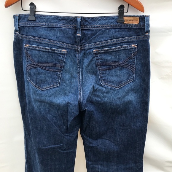 Eddie Bauer Jeans Womens 16R Bootcut High Rise Blue Denim - Picture 5 of 9